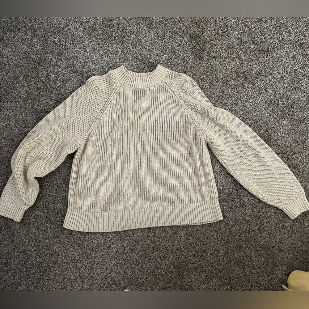 Old Navy Cream Crew Neck Sweater Classic Knit